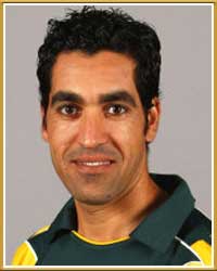 Umar Gul profile pakistan